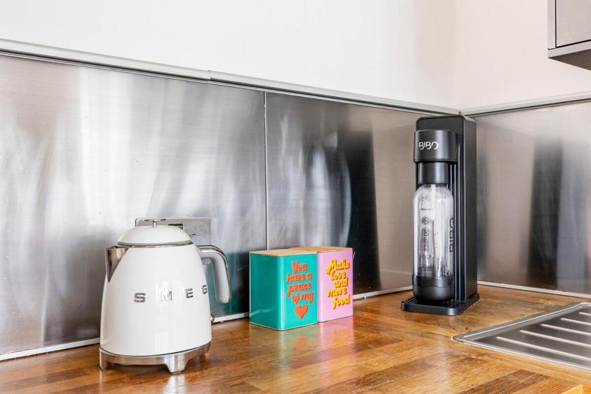 Gracefully Chic And Undeniably Beautiful Apartment-sustainable Living Appartamento Londra